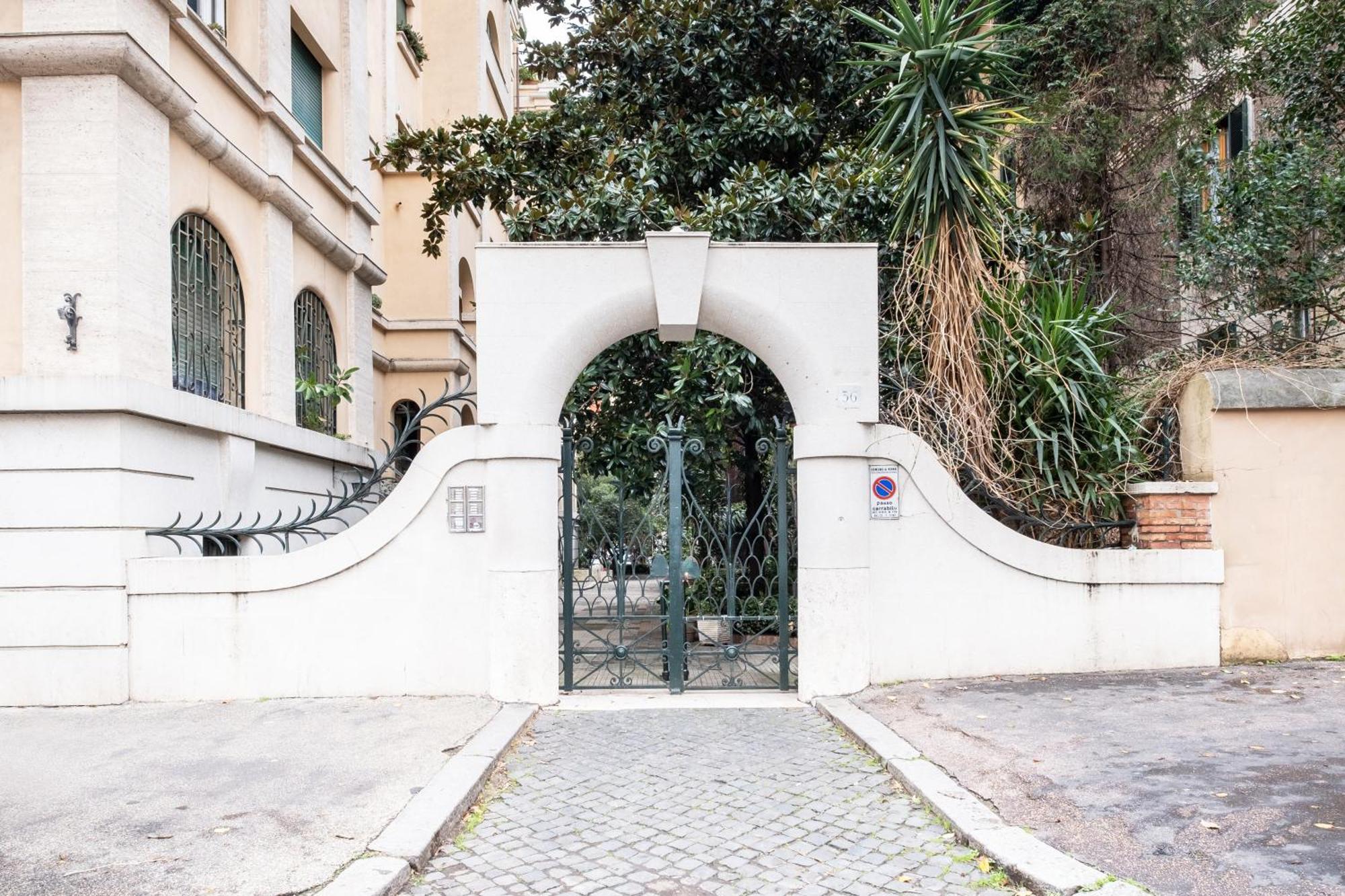Vatican36 Guest House — Photos 1